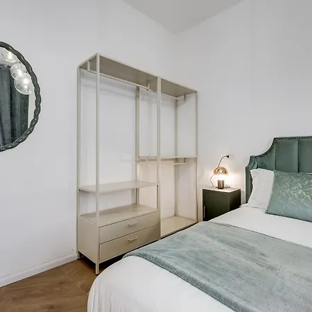 New Opening - Ponte Milvio Lägenhet