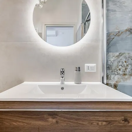 New Opening - Ponte Milvio Lägenhet