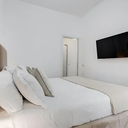 New Opening - Ponte Milvio Rom